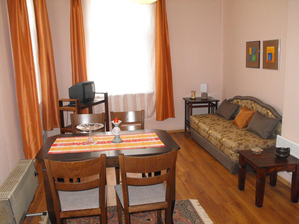 Apartamento Julia Garden Burgas Exterior foto